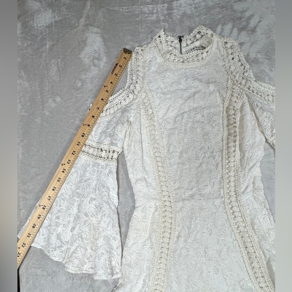 Alice + Olivia Enya White Cream Boho Lace 100% Cotton Bell Sleeves Mini Dress 0 - Picture 13 of 17